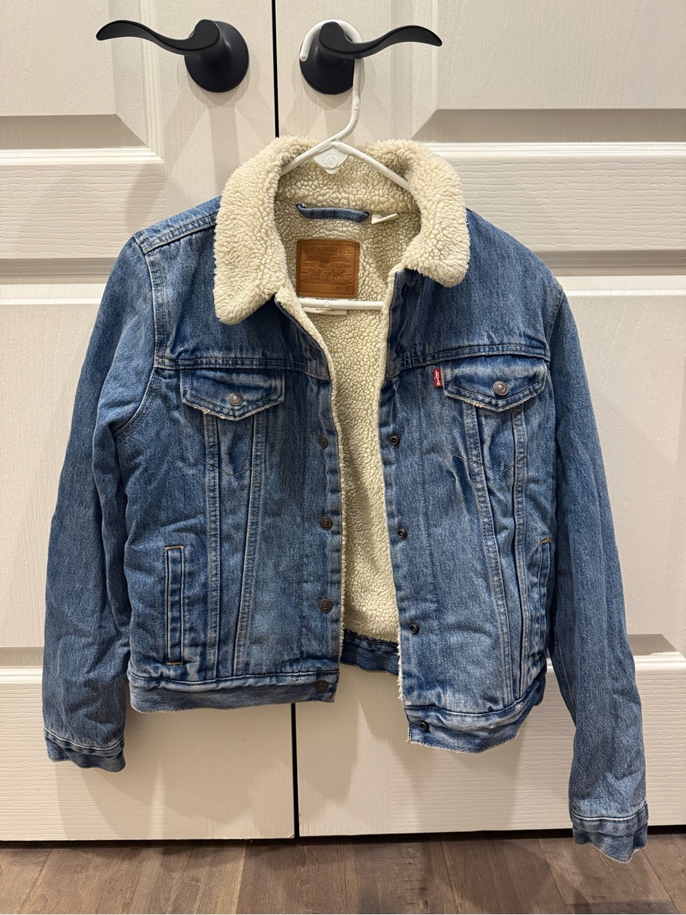 Levi's Blue Denim Jacket with Cream Sherpa Lining